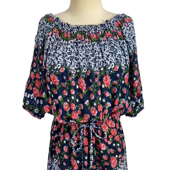 Tiare Hawaii Sage Off Shoulder Maxi Dress - Picture 4 of 11